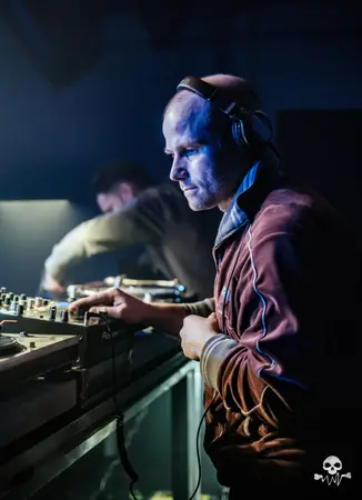 Chapter II — Vinyl release party — Buda, Bruxelles — photo 11 sur 122
