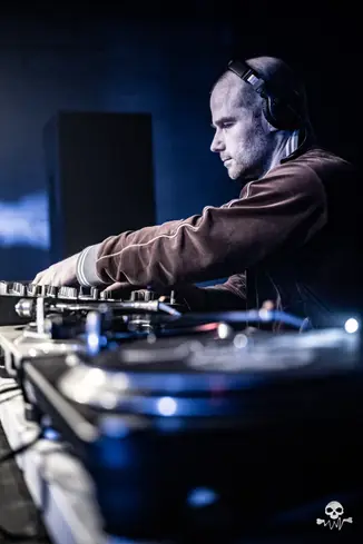 Chapter II — Vinyl release party — Buda, Bruxelles — photo 12 sur 122