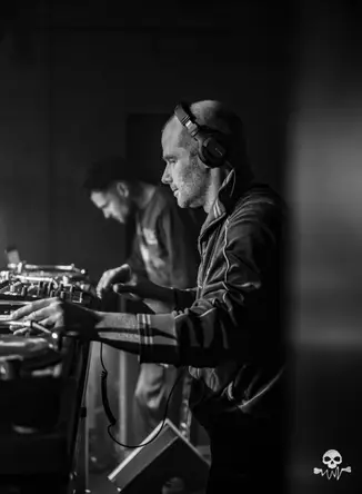Chapter II — Vinyl release party — Buda, Bruxelles — photo 16 sur 122