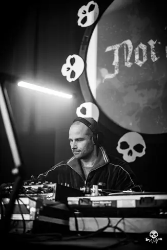Chapter II — Vinyl release party — Buda, Bruxelles — photo 23 sur 122