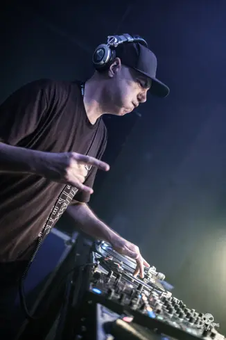 Chapter II — Vinyl release party — Buda, Bruxelles — photo 95 sur 122