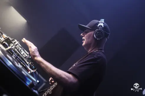 Chapter II — Vinyl release party — Buda, Bruxelles — photo 98 sur 122