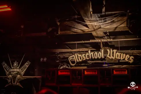Oldschool Waves invites Exiles — Chinastraat, Gent — photo 6 sur 148