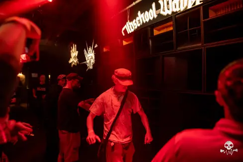 Oldschool Waves invites Exiles — Chinastraat, Gent — photo 11 sur 148