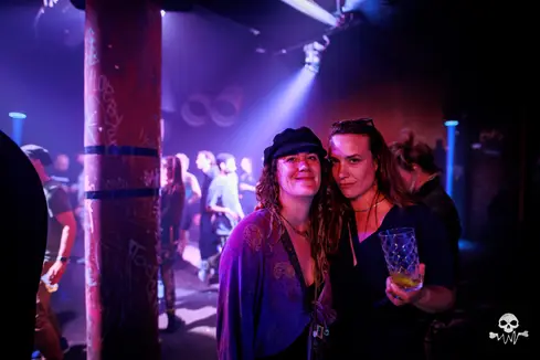 Oldschool Waves invites Exiles — Chinastraat, Gent — photo 14 sur 148