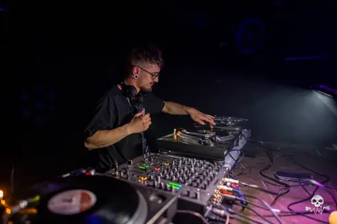 Oldschool Waves invites Exiles — Chinastraat, Gent — photo 29 sur 148