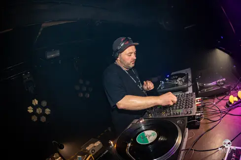 Oldschool Waves invites Exiles — Chinastraat, Gent — photo 55 sur 148
