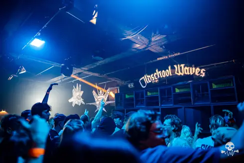 Oldschool Waves invites Exiles — Chinastraat, Gent — photo 60 sur 148