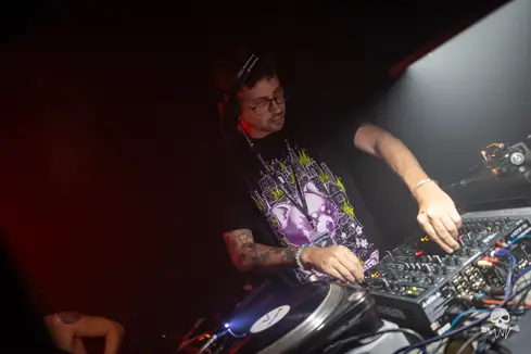 Oldschool Waves invites Exiles — Chinastraat, Gent — photo 65 sur 148
