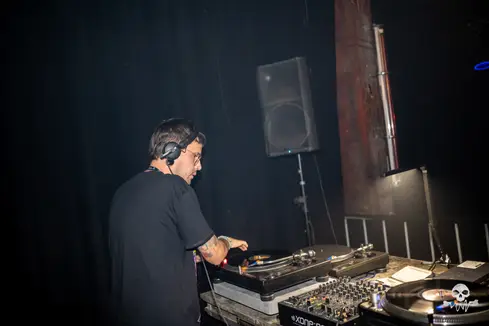 Oldschool Waves invites Exiles — Chinastraat, Gent — photo 71 sur 148