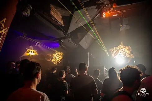 Oldschool Waves invites Exiles — Chinastraat, Gent — photo 83 sur 148