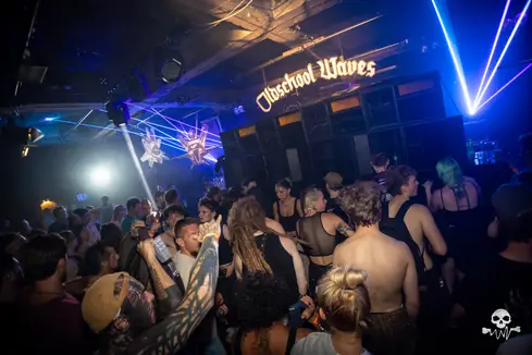 Oldschool Waves invites Exiles — Chinastraat, Gent — photo 94 sur 148