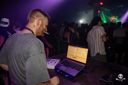 Oldschool Waves invites Exiles — Chinastraat, Gent — photo 99 sur 148