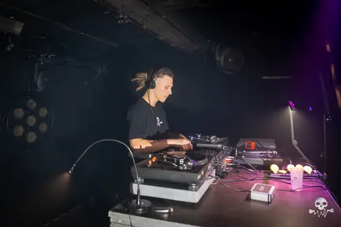 Oldschool Waves invites Exiles — Chinastraat, Gent — photo 148 sur 148