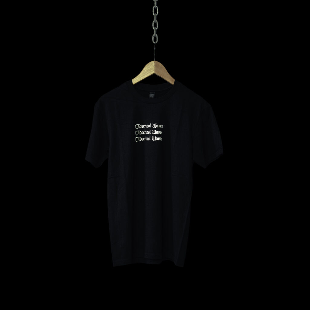 Oldschool Waves Shooting -packshot tee shirt 3 lignes de face